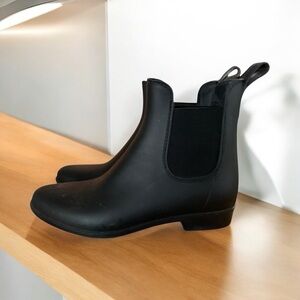 Women's Storm By Cougar Celeste Black Waterproof Chelsea Ankle Rain Boots Size 9